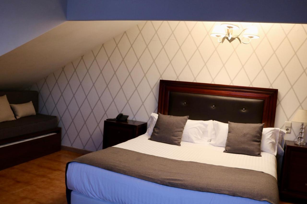 Hotel A Torre Do Xudeu Tui Eksteriør bilde